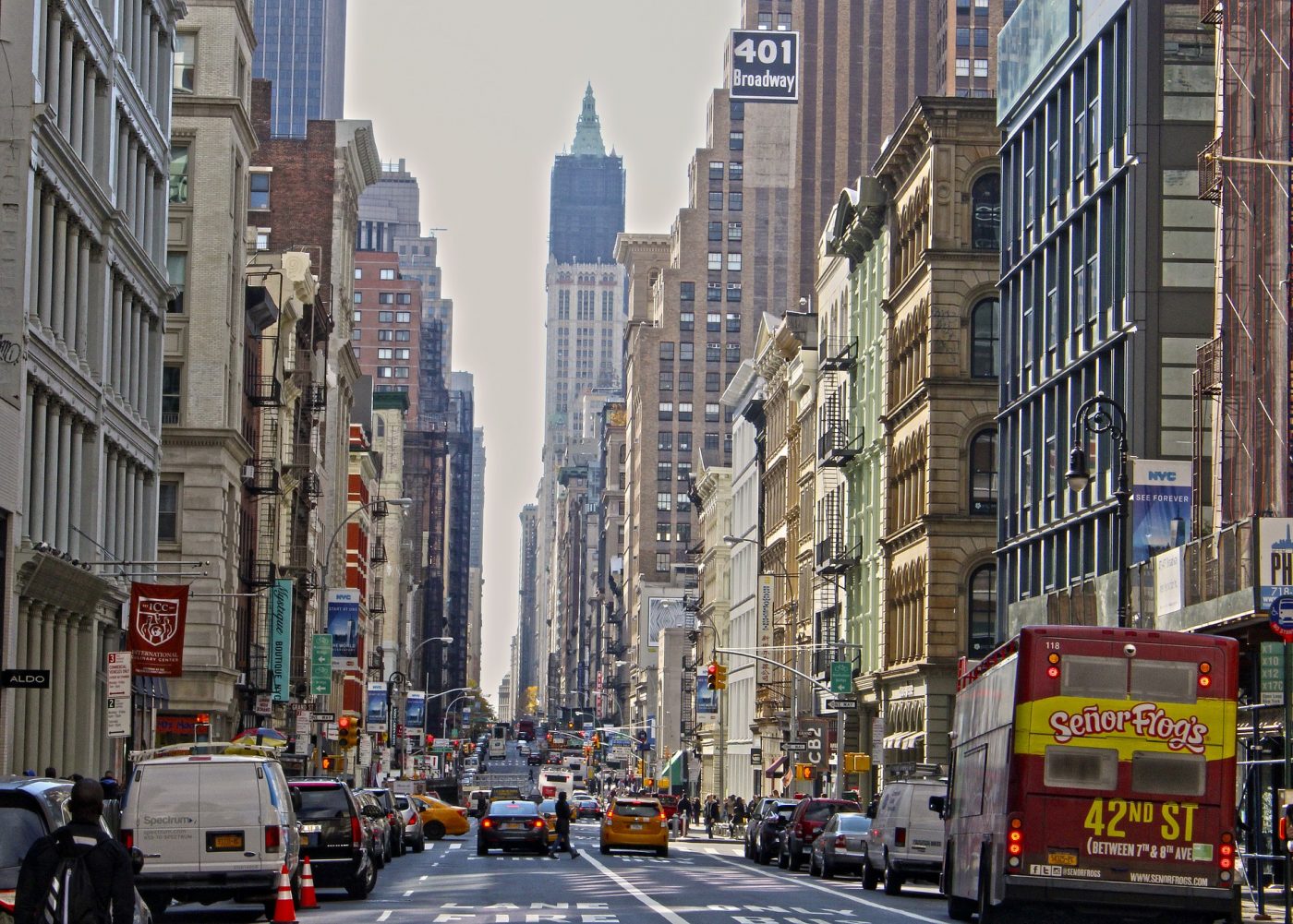 Америка фото улиц Why Moving to NYC is Hard & What You Can Do About It - Shleppers