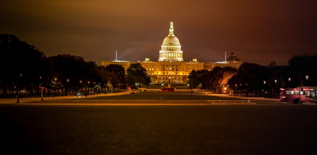 Washington D.C. capitol building at night